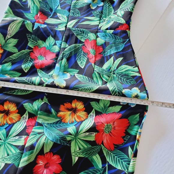 NWOT REVOLVE GIRLS ON FILM Tropical Dress - Picture 8 of 10